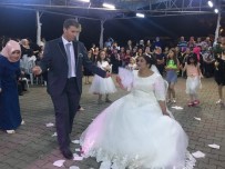 GÖRME ENGELLİ - Görme Engelli Çiftin Sazlı Sözlü Düğünü