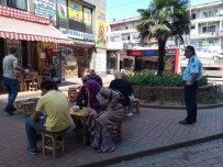 KALDIRIM İŞGALİ - Kaldırım İşgali Yapan Cafe Ve Çay Ocaklarına Denetim