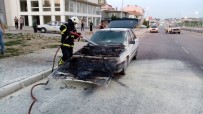 Seyir Halindeki Araç Alev Alev Yandı