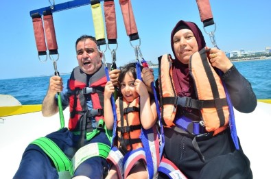 Antalya'da Filistin Uyruklu Turistin Deniz Paraşütünde Ölmesi
