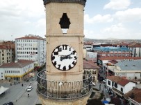 Çorum Saat Kulesi'nin Kadranlarını Değiştirecek