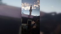 Erzurum'da Yıldırım İsabet Eden Minare Hasar Gördü Haberi