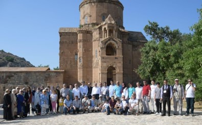 Hukukçular Van'da Buluştu