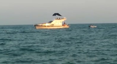 Kayalıklara Çarpan Yatta Can Pazarı