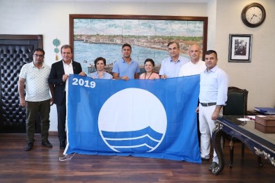 Mersin'deki Kızkalesi Ve Susanoğlu Yeniden 'Mavi Bayrak'lı Oldu