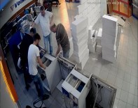 (Özel) 15 Temmuz Demokrasi Otogarı'nda Akılalmaz Olay