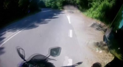 Sarıyer'de Motosikletli Gencin Kazası Kamerada