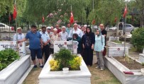 ŞEHİT AİLELERİ - Şehit Mehmet Boşnak Kabri Başında Anıldı