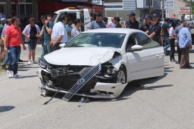 Tekirdağ'da İki Araç Çarpıştı Açıklaması 3 Yaralı