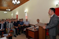 MURAT ÖZTÜRK - Vali Şentürk, Köy Ve Mahalle Muhtarlarıyla Bir Araya Geldi