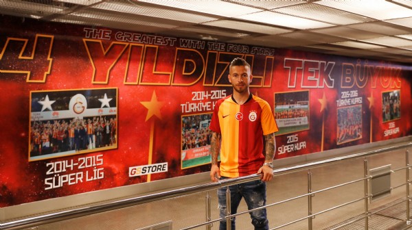 Galatasaray 3 oyunucuyu açıkladı!