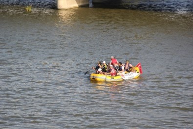 Bilecik Sakarya Nehri Gönülleri Sakarya Nehrini İnceliyor