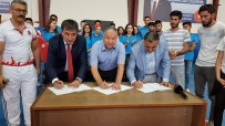 SAYGI DURUŞU - Develi'de Yaz Spor Okulları Muhteşem Gösterilerle Açıldı