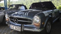 KLASİK OTOMOBİL - Milyon Dolarlık Klasik Araçların Yarışacağı 'Tarihi Batı Anadolu Rallisi' Bodrum'dan Start Aldı
