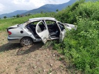 HÜSEYIN YÜKSEL - 15 Yaşındaki Sürücü Kaza Yaptı Açıklaması 3 Yaralı