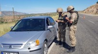 TRAFİK KANUNU - Siirt'te Jandarmadan Huzur, Güven, Trafik Ve Arefe Uygulaması