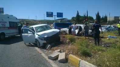 Didim'de Trafik Kazası Açıklaması 1 Yaralı