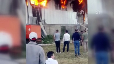 Erzurum'da Depo Yangını