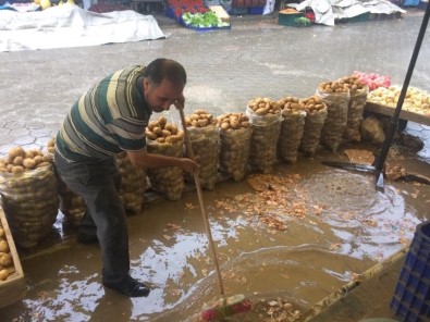 Fatsa'da Sağanak Yağış