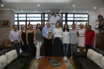 VOLEYBOL TAKIMI - Şampiyon Voleybolculardan Başkan Kurt'a Teşekkür