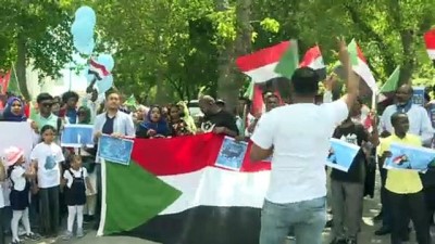 Sudanlılar'dan Darbe Protestosu
