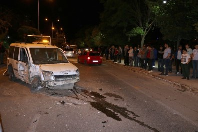 Yozgat'ta Trafik Kazası Açıklaması 3 Yaralı