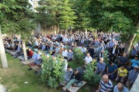 BAYRAM NAMAZI - Başkan Güder, Bayramlaşma Programlarına Katıldı