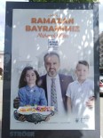 Bayram Kutlamasında Şeker İkramı