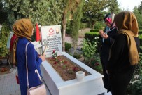 ŞEHİT ANNELERİ - Malatya'da Camiler Doldu Taştı