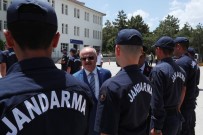 Vali Çakacak, Bayramda Görev Yapan Güvenlik Güçlerini Ziyaret Etti