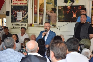 AK Parti Grup Başkanvekili Turan, Lapseki'de Hemşehrileriyle Bayramlaştı