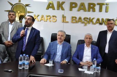 AK Parti Kars İl Başkanlığı'nda Bayramlaşma