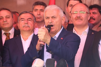 Binali Yıldırım'dan Sivaslılara 'Erken Dönün' Çağrısı