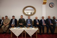 BAYBURT ÜNİVERSİTESİ REKTÖRÜ - Geleneksel Bayramlaşma Merasimi Tuzcuzade Mahalle Odasında Gerçekleştirildi