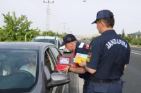 EMNIYET KEMERI - Jandarma'dan 'Uçangöz'le Trafik Denetimi