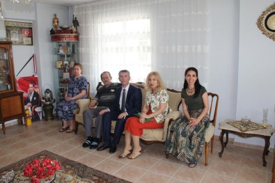 Kaymakam Sırmalı'dan Şehit Ailelerine Bayram Ziyareti