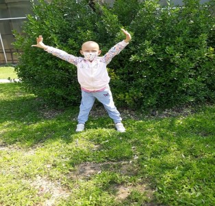 Lösemi Hastası Minik Gülcihan'ın Bayram Sevinci İkiye Katlandı