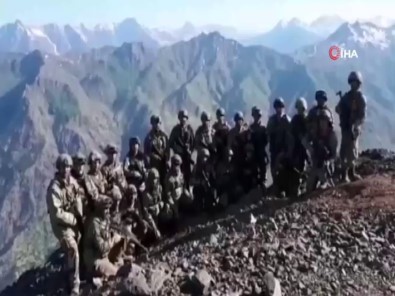 Pençe Harekatı'nı İcra Eden Komandolar Bayramlaştı