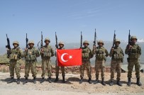 TABUR KOMUTANLIĞI - Teröristlerin Korkulu Rüyası Hudut Kartallarından Pençe Harekatına Tam Destek