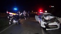 İSMAİL ÖZTÜRK - Antalya'da Otomobille Motosiklet Çarpıştı Açıklaması 1 Ölü, 3 Yaralı
