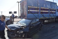 BURDUR MERKEZ - Burdur' Da Zincirleme Trafik Kazası Açıklaması 5 Yaralı
