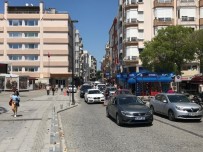 TRAKYA - Çanakkale'de Feribot Kuyruğu 2 Kilometreye Ulaştı