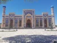 AÇILIŞ TÖRENİ - Hırka-İ Şerif'in Hediye Edildiği Karani'nin Özbekistan'daki Türbesi Restore Ediliyor