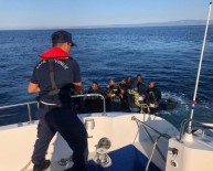 GAMBIYA - İzmir'de 75 Kaçak Göçmen Yakalandı