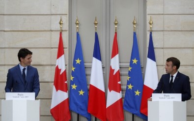 Macron Ve Trudeau Görüştü
