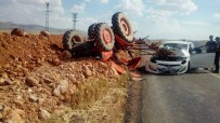 Otomobil Traktörle Çarpıştı Açıklaması 2 Yaralı Haberi