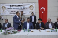 BURHANETTIN ÇOBAN - AK Parti'li Eski Bakan Eroğlu Baba Ocağı Şuhut'ta Hemşehrileri İle Bayramlaştı