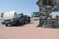 BELEDIYE OTOBÜSÜ - Konya'da Otobüs İle Otomobil Çarpıştı Açıklaması 4 Yaralı