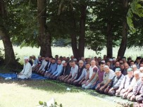 Pazaryeri'nde Yağmur Ve Şükür Duası