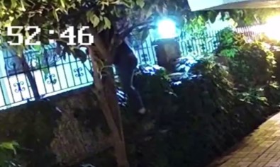 (Tekrar) Bakırköy'de Bir Evden Drone Çalan Hırsız Kamerada
